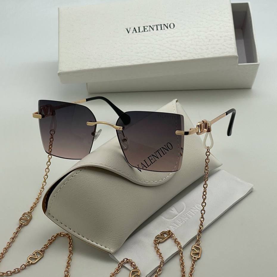 Фото Очки Valentino S3870