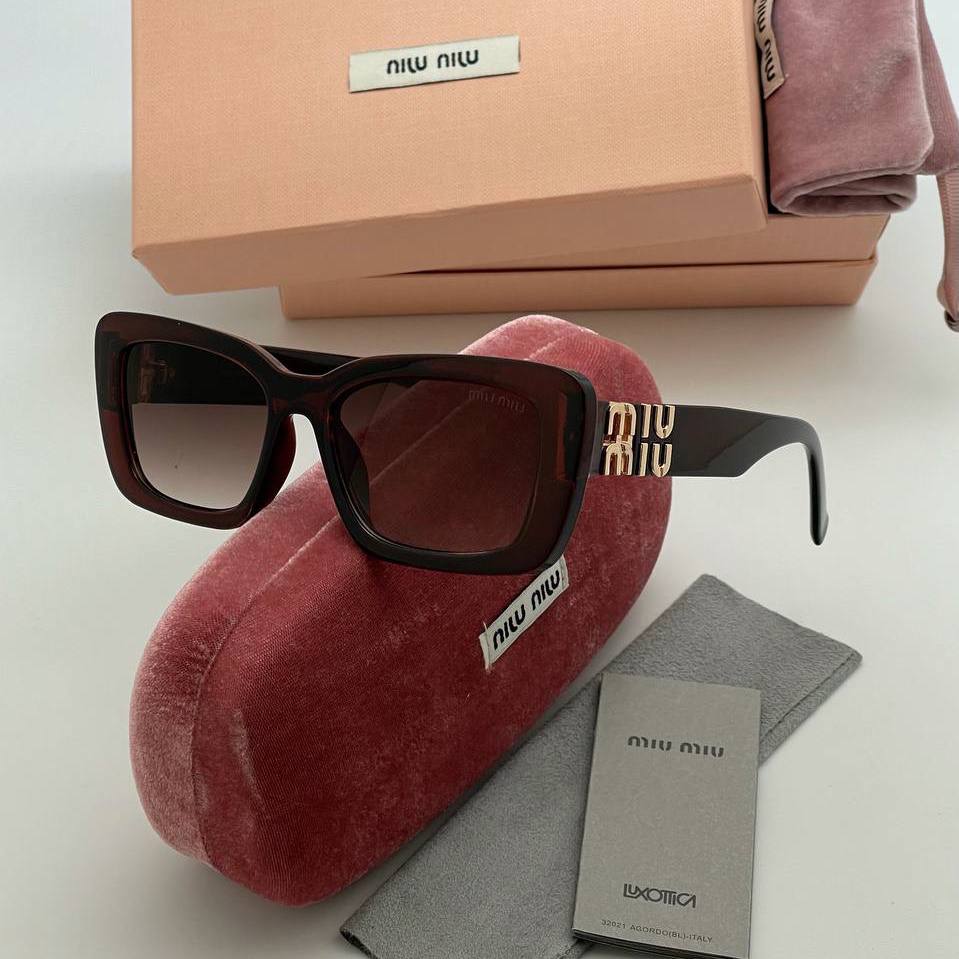 Фото Очки Miu Miu Glimpse S3960