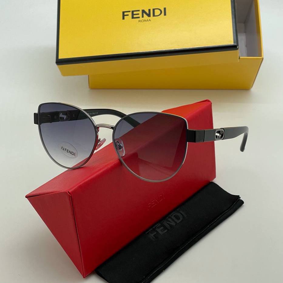 Фото Очки Fendi O'Lock S4015