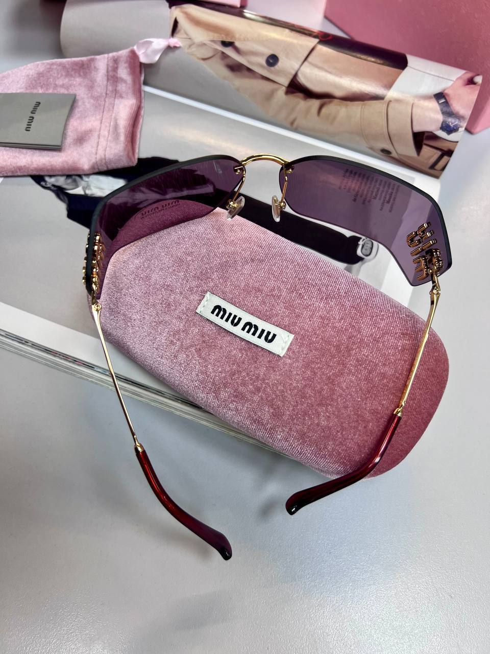 Фото Очки Miu Miu Runway S4054