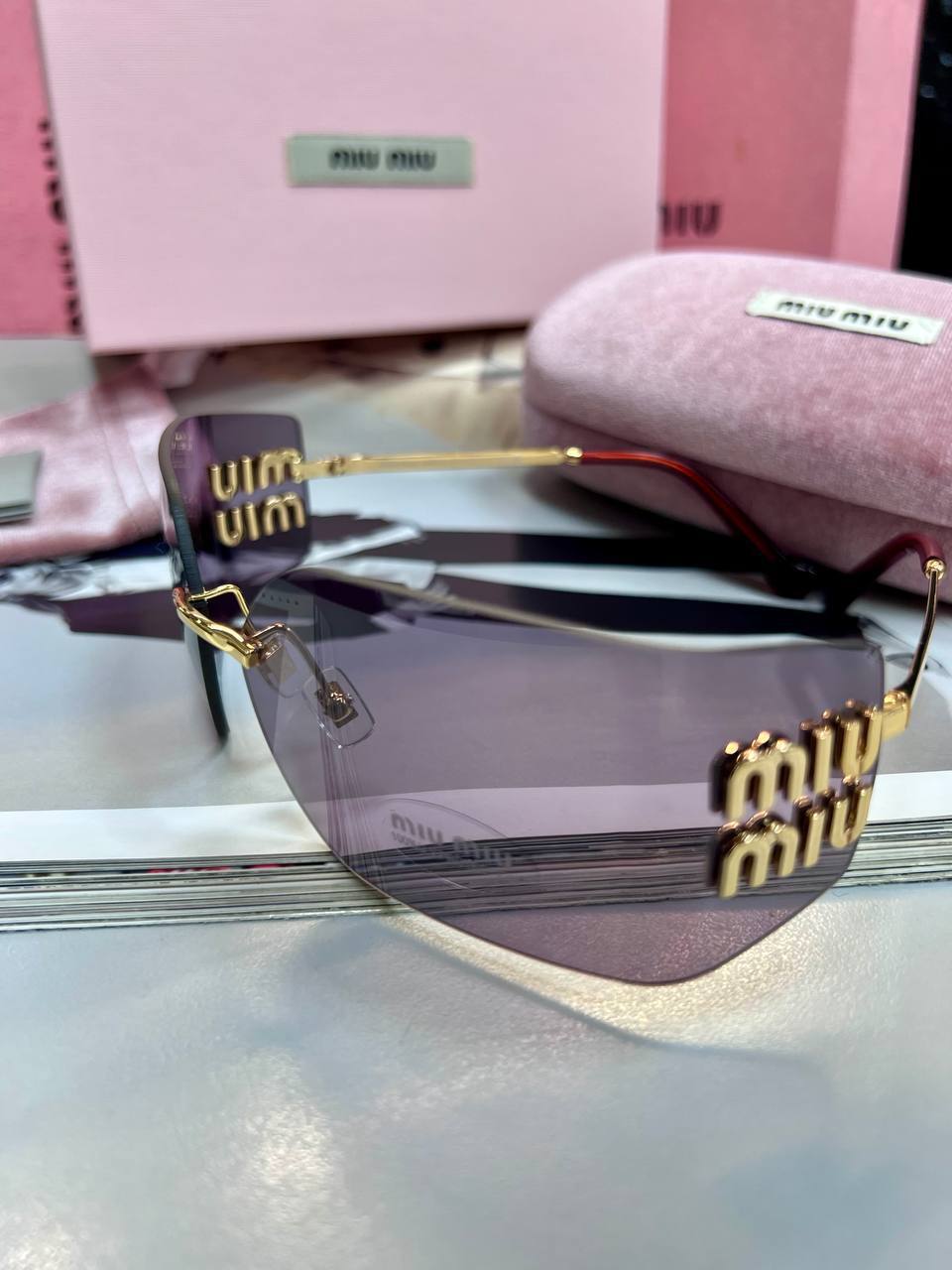 Фото Очки Miu Miu Runway S4054