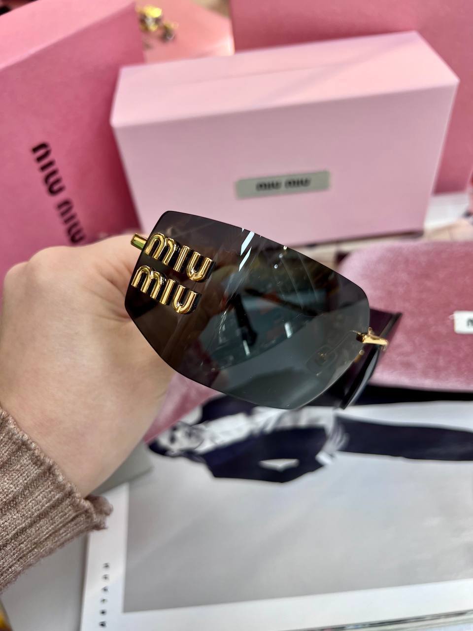 Фото Очки Miu Miu Runway S4055