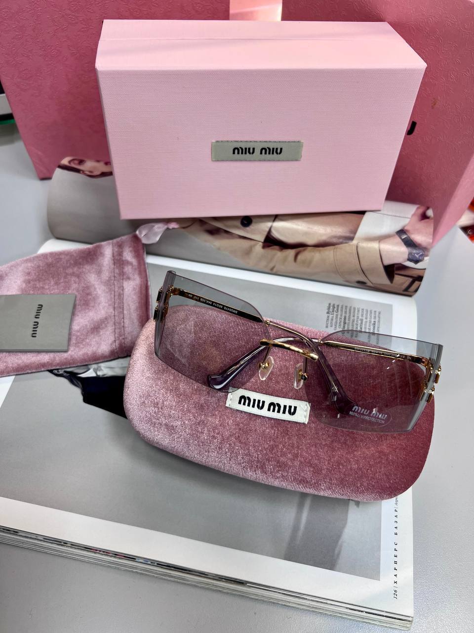 Фото Очки Miu Miu Runway S4056