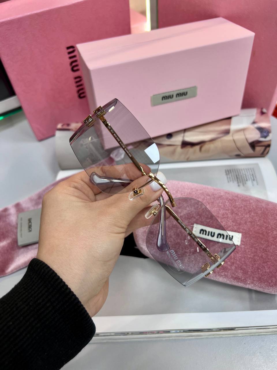 Фото Очки Miu Miu Runway S4056