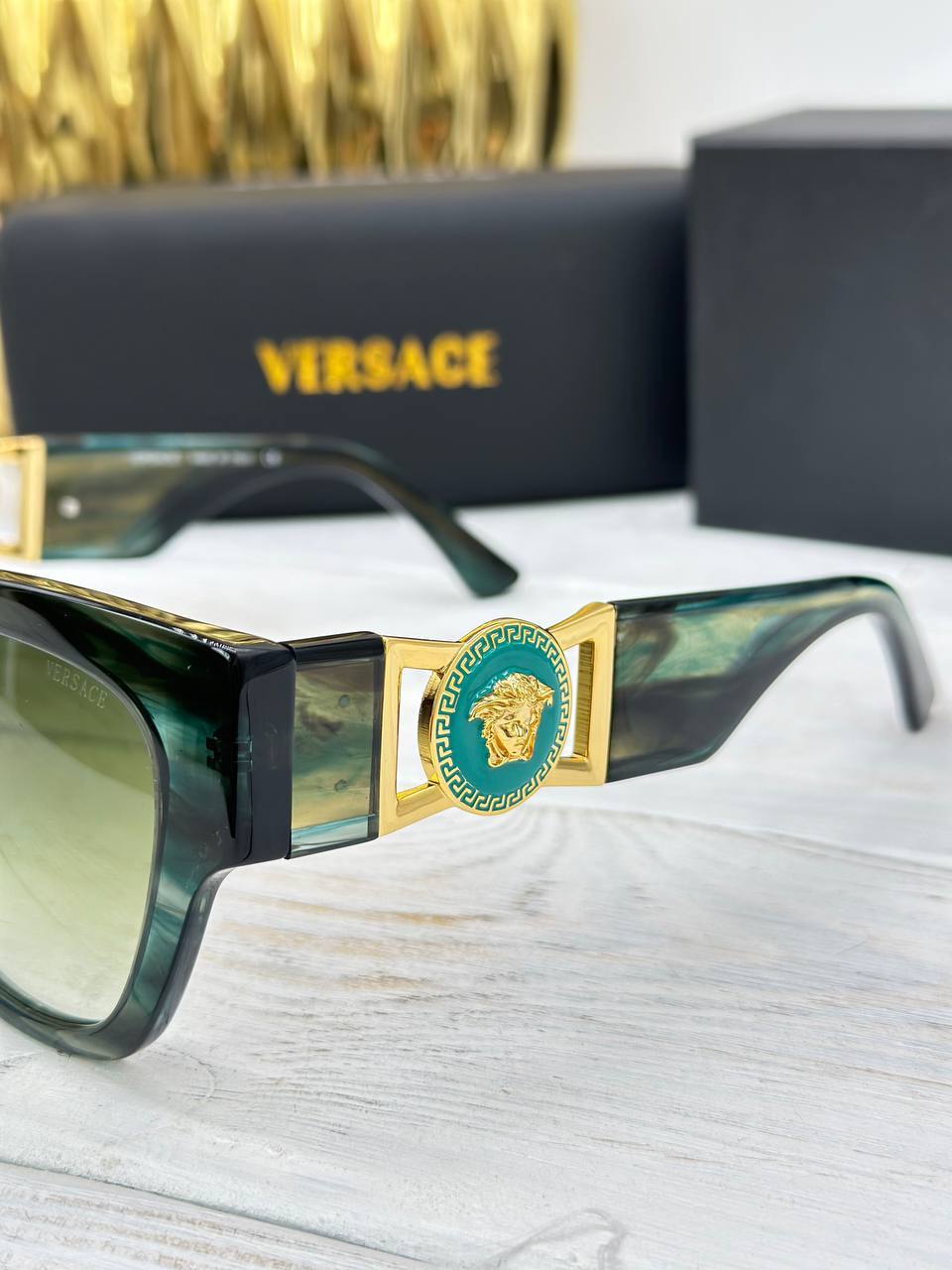 Фото Очки Versace Medusa S4070