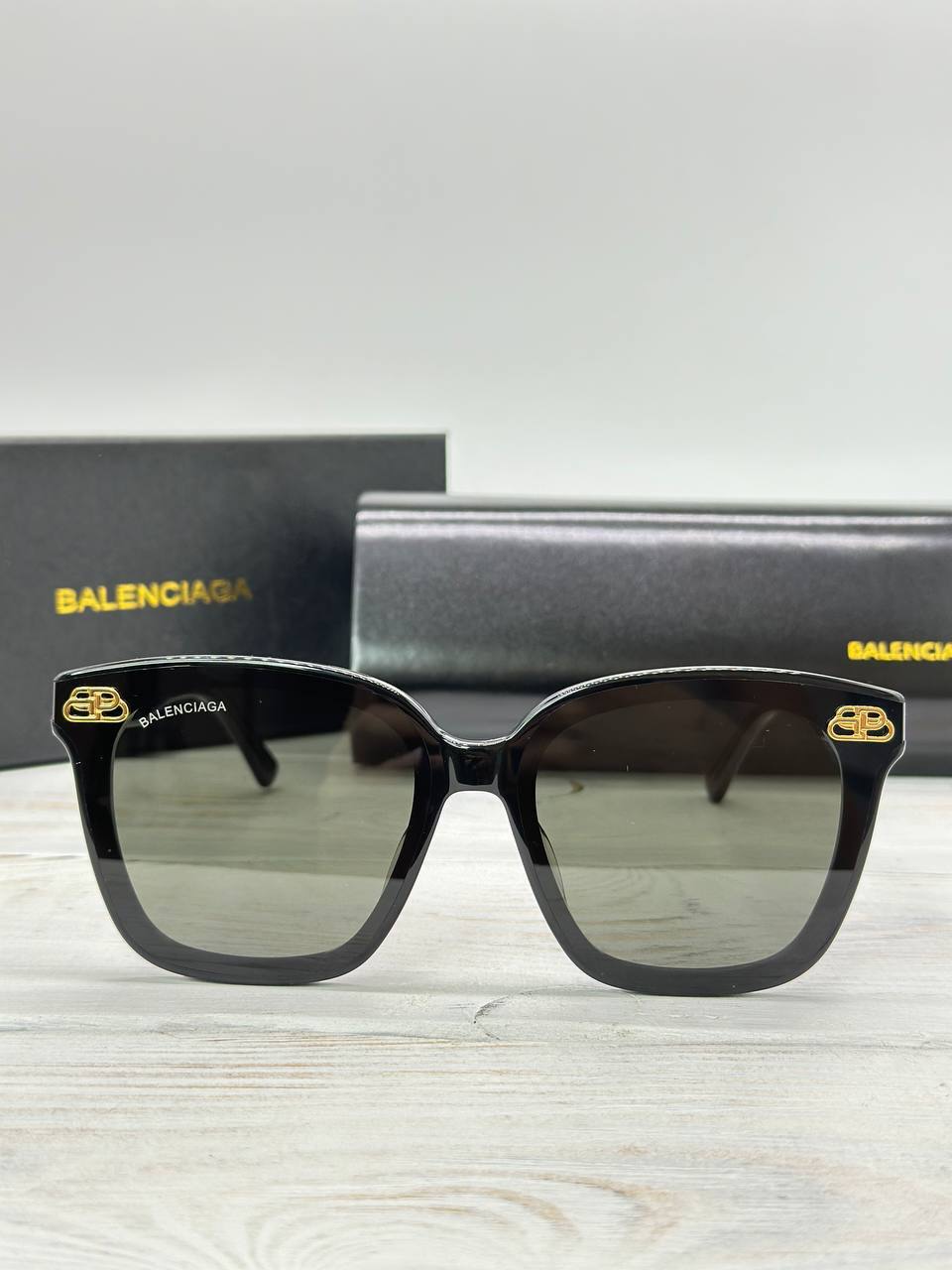 Фото Очки Balenciaga B3257