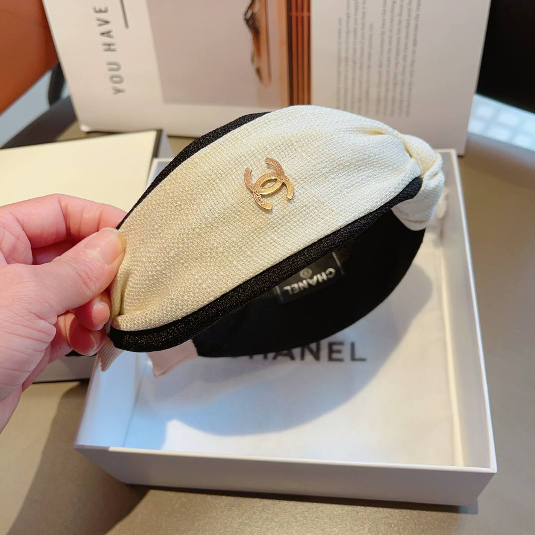 Фото Ободок Chanel M2318