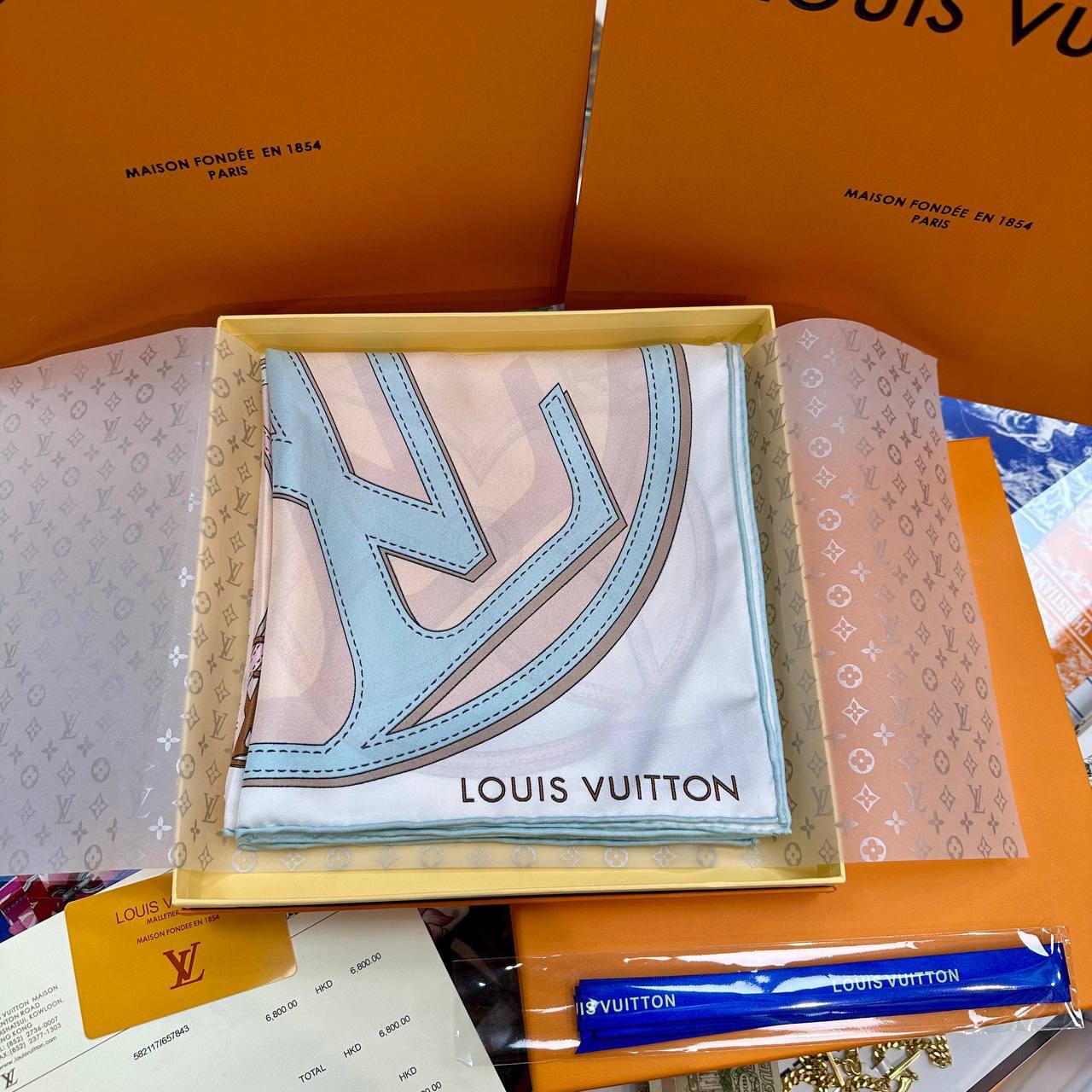 Фото Платок Louis Vuitton M2325