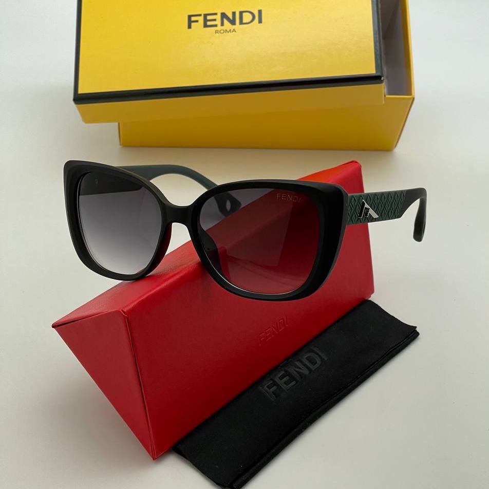 Фото Очки Fendi S4123