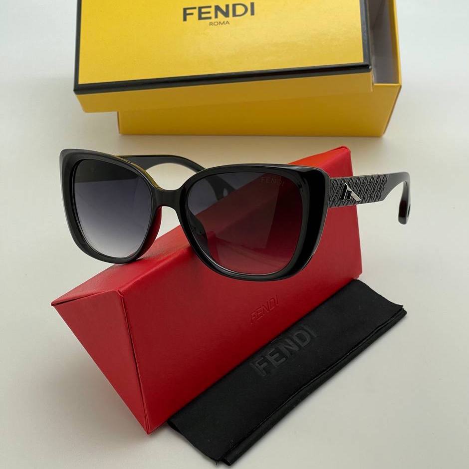 Фото Очки Fendi S4125