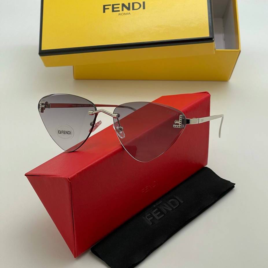 Фото Очки Fendi First Crystal S4191