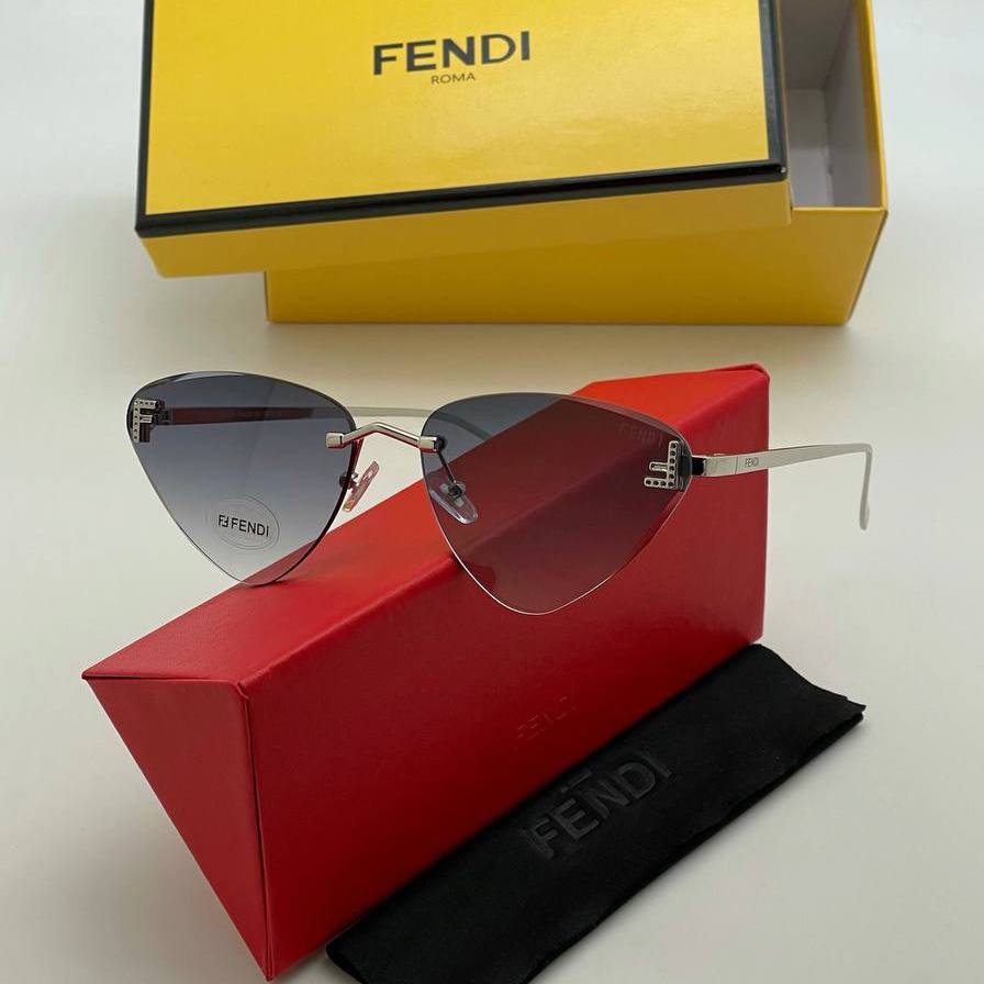 Фото Очки Fendi First Crystal S4195