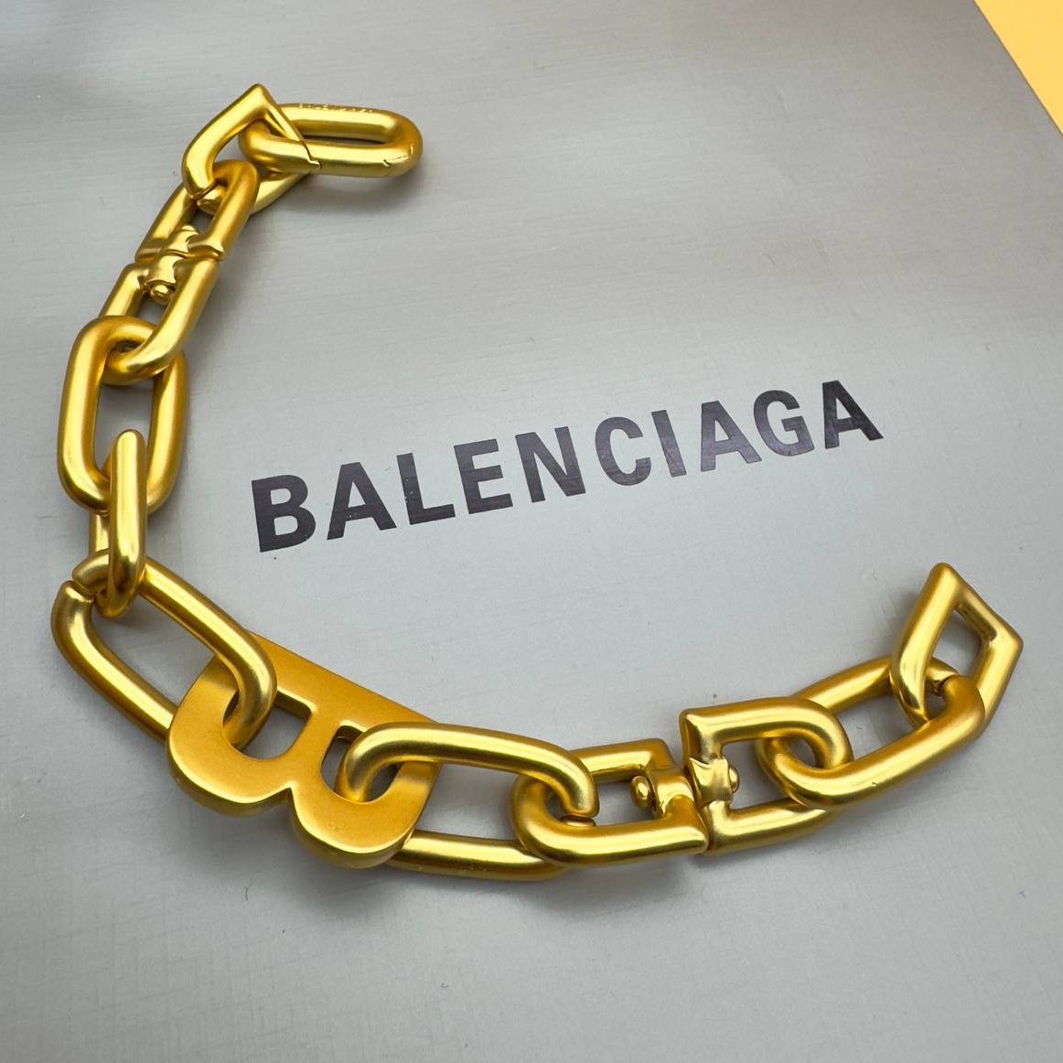 Фото Браслет Balenciaga B Chain B3324