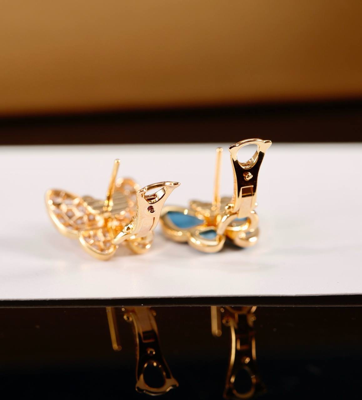 Фото Серьги Van Cleef & Arpels Two Butterfly B3394