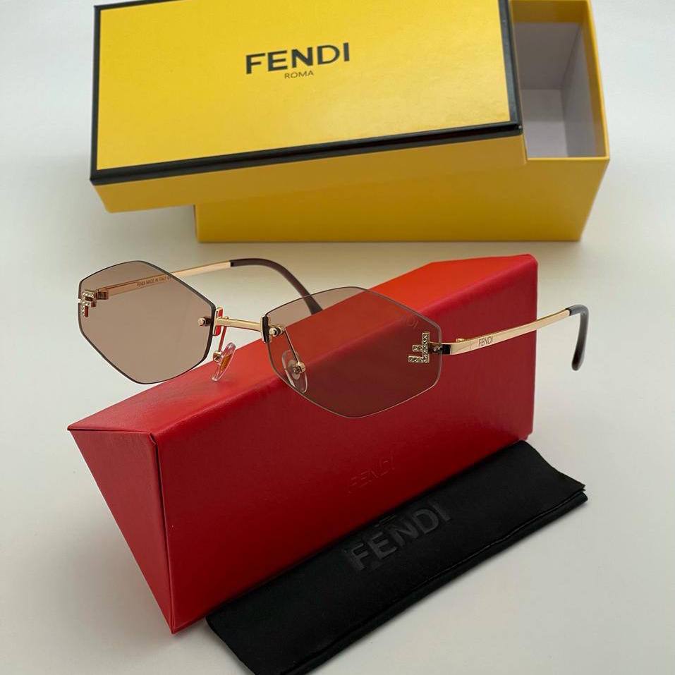 Фото Очки Fendi First Crystal S4336