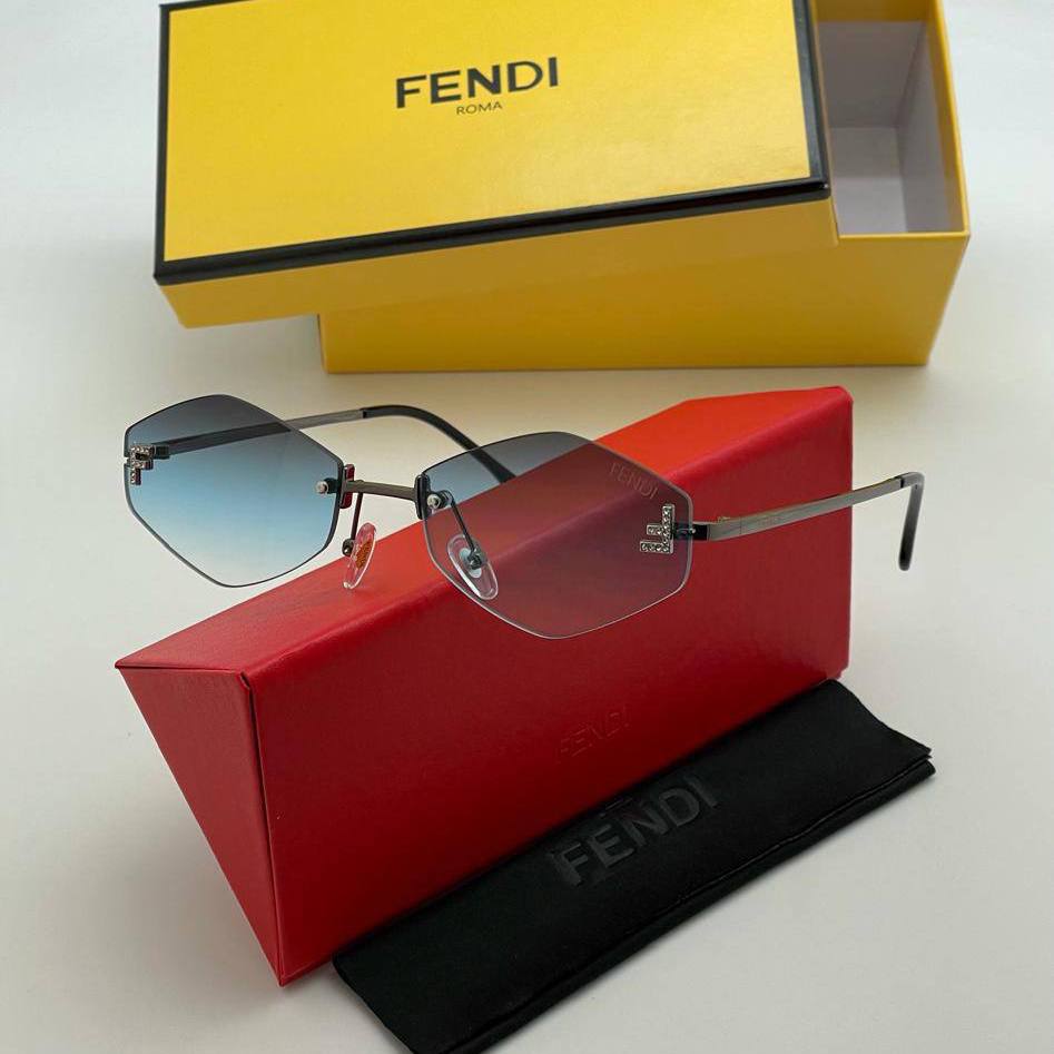 Фото Очки Fendi First Crystal S4335