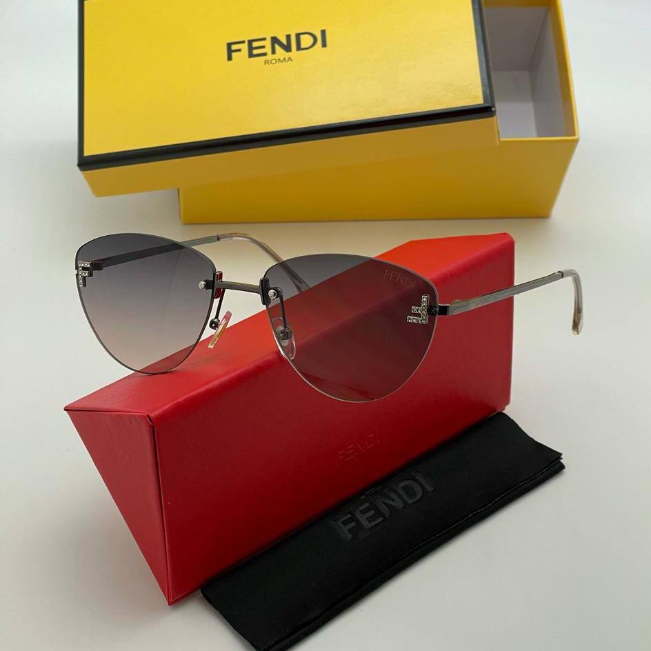 Фото Очки Fendi First Crystal S4339