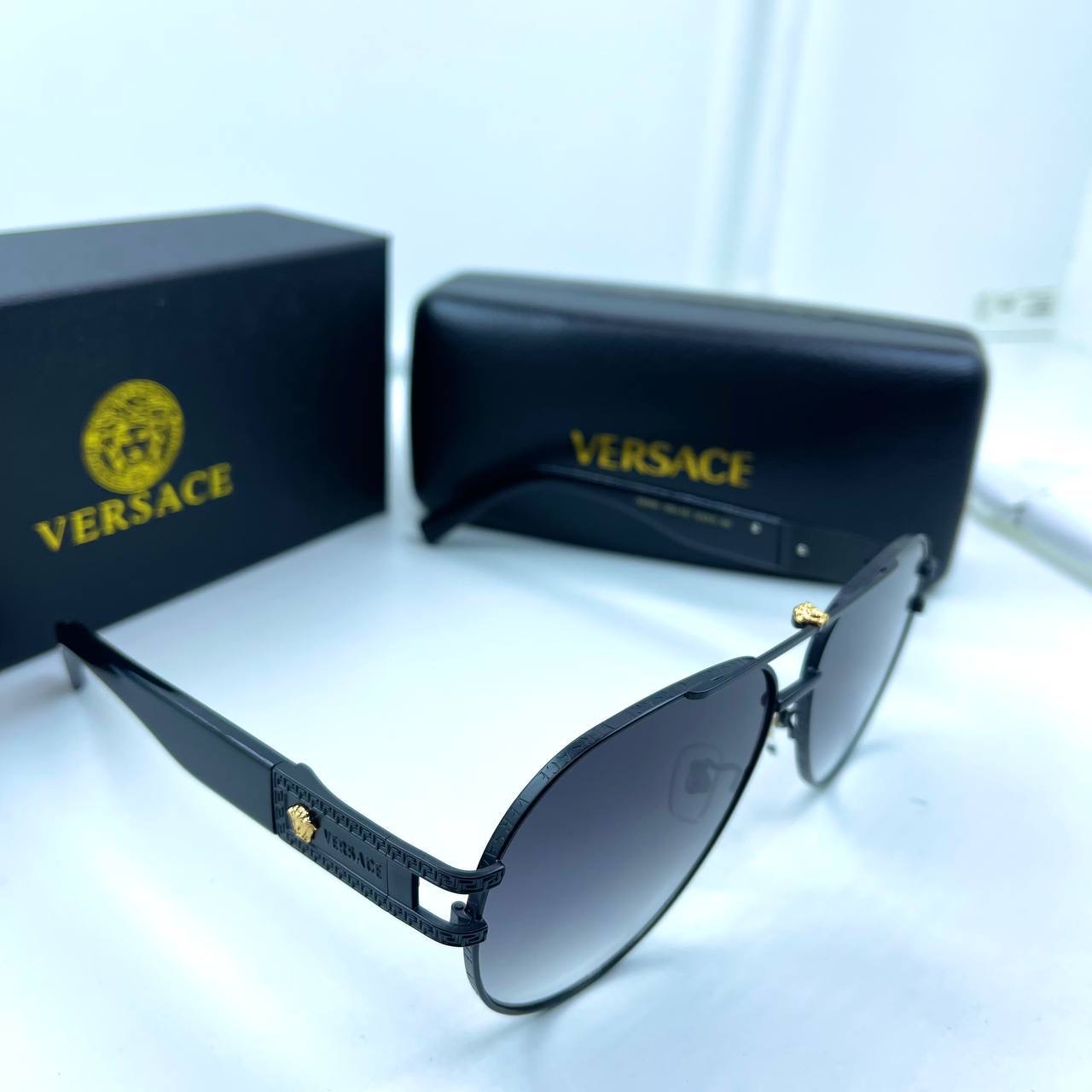 Фото Очки Versace Medusa B3424