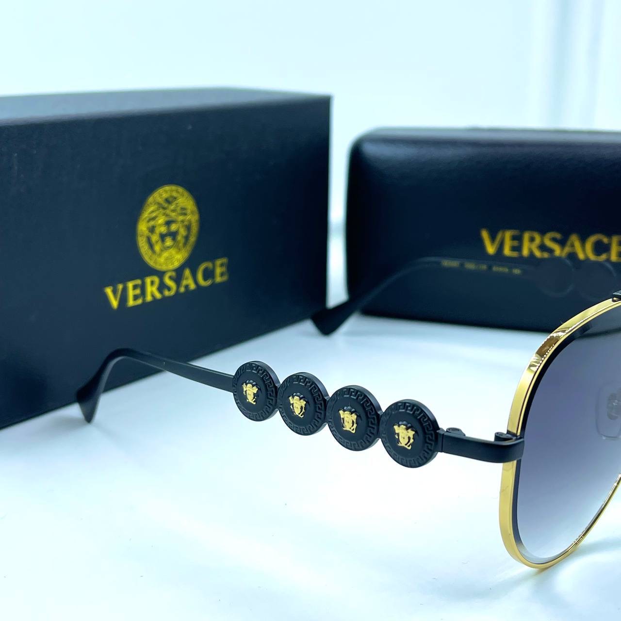 Фото Очки Versace Medusa B3425