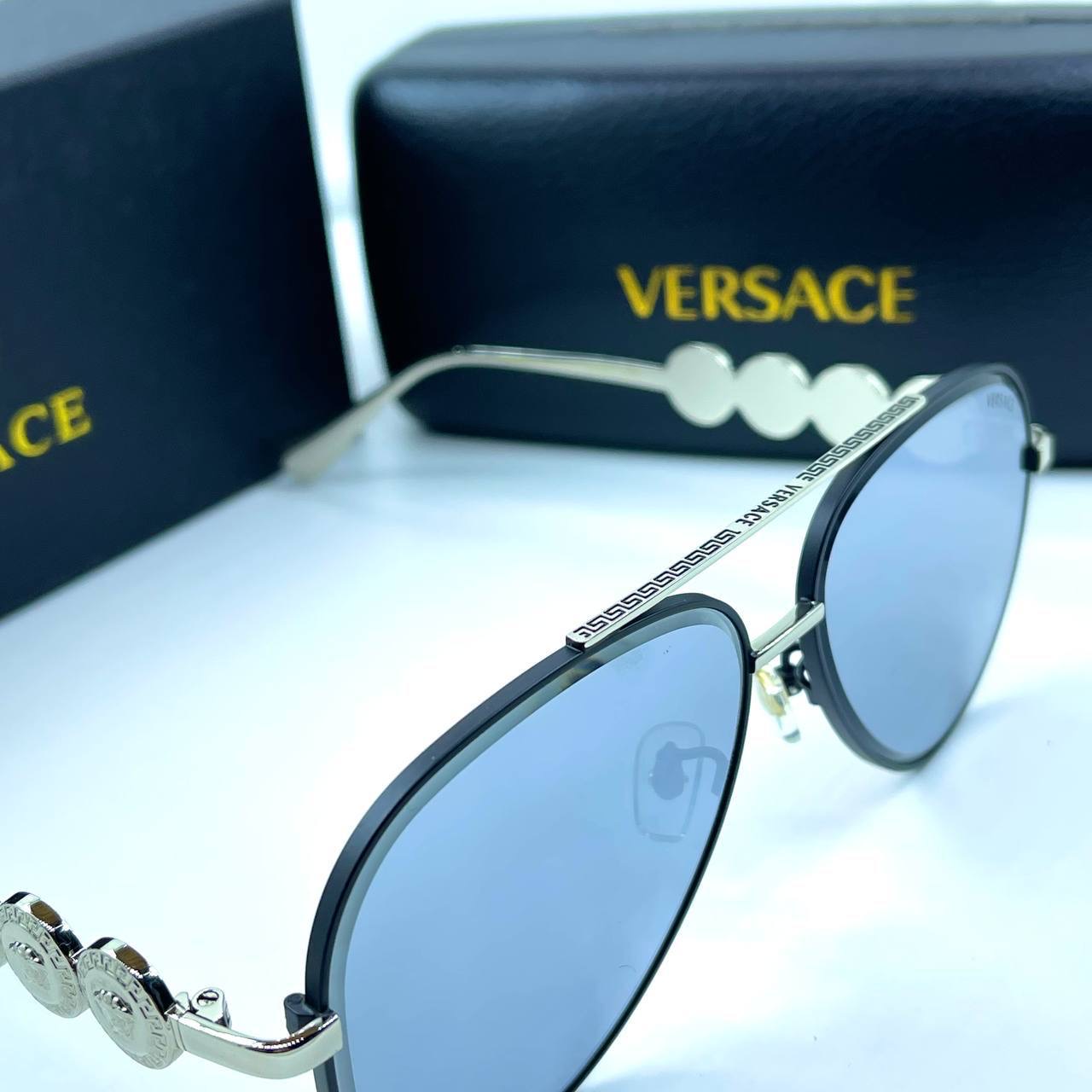 Фото Очки Versace Medusa B3426