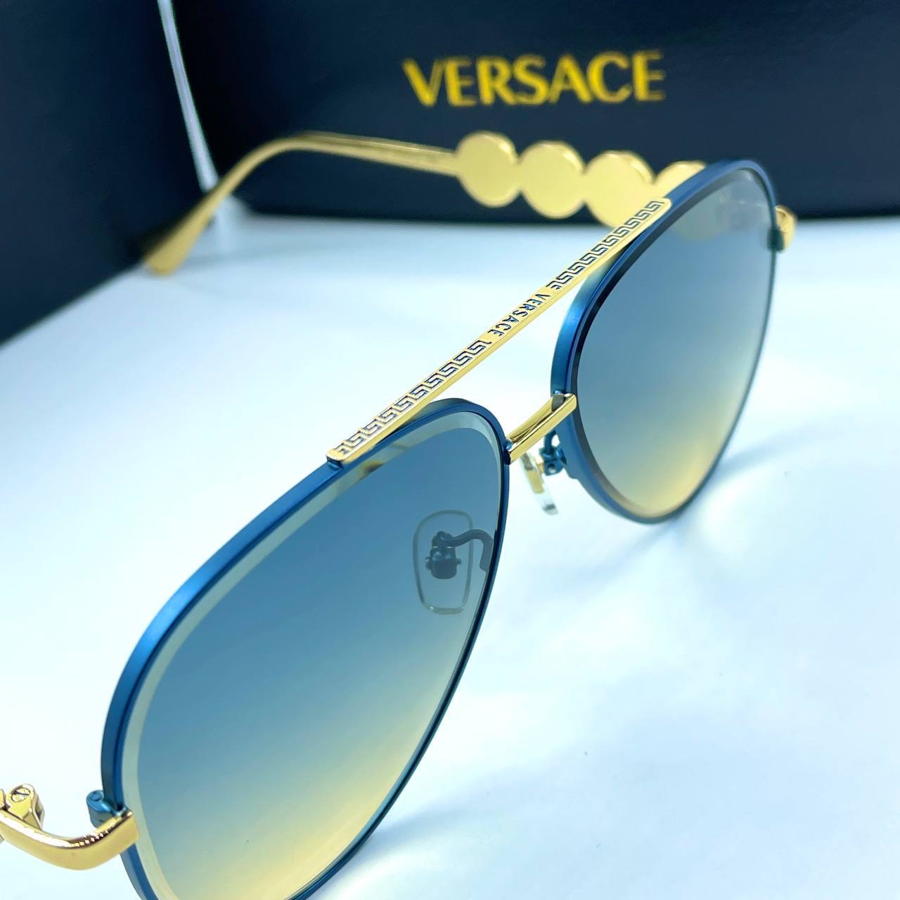 Фото Очки Versace Medusa B3427