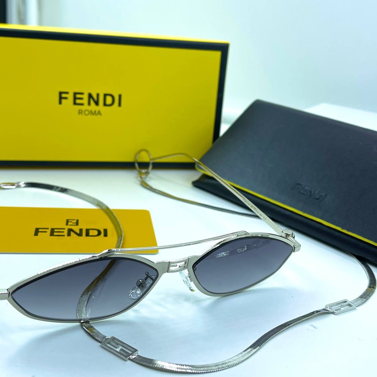 Фото Очки Fendi B3429