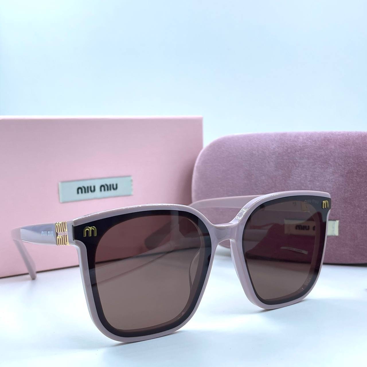 Фото Очки Miu Miu Logo B3459