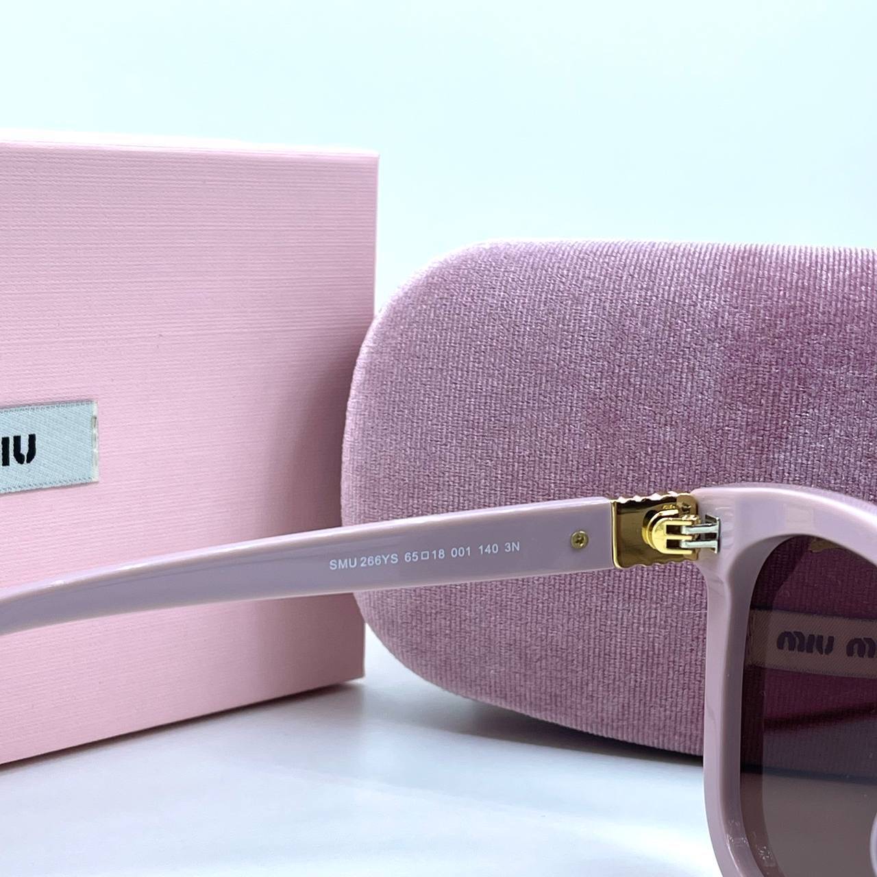 Фото Очки Miu Miu Logo B3459