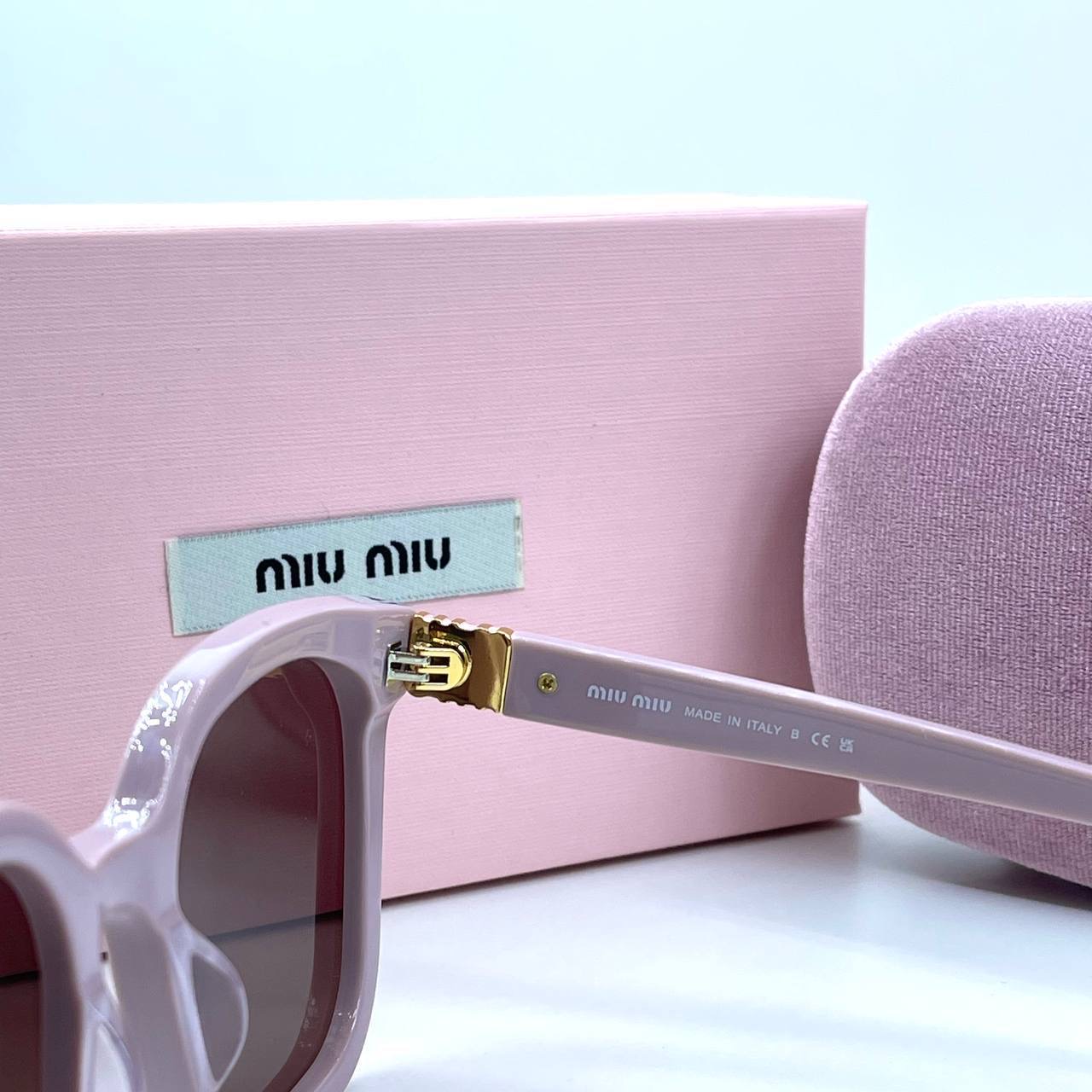 Фото Очки Miu Miu Logo B3459