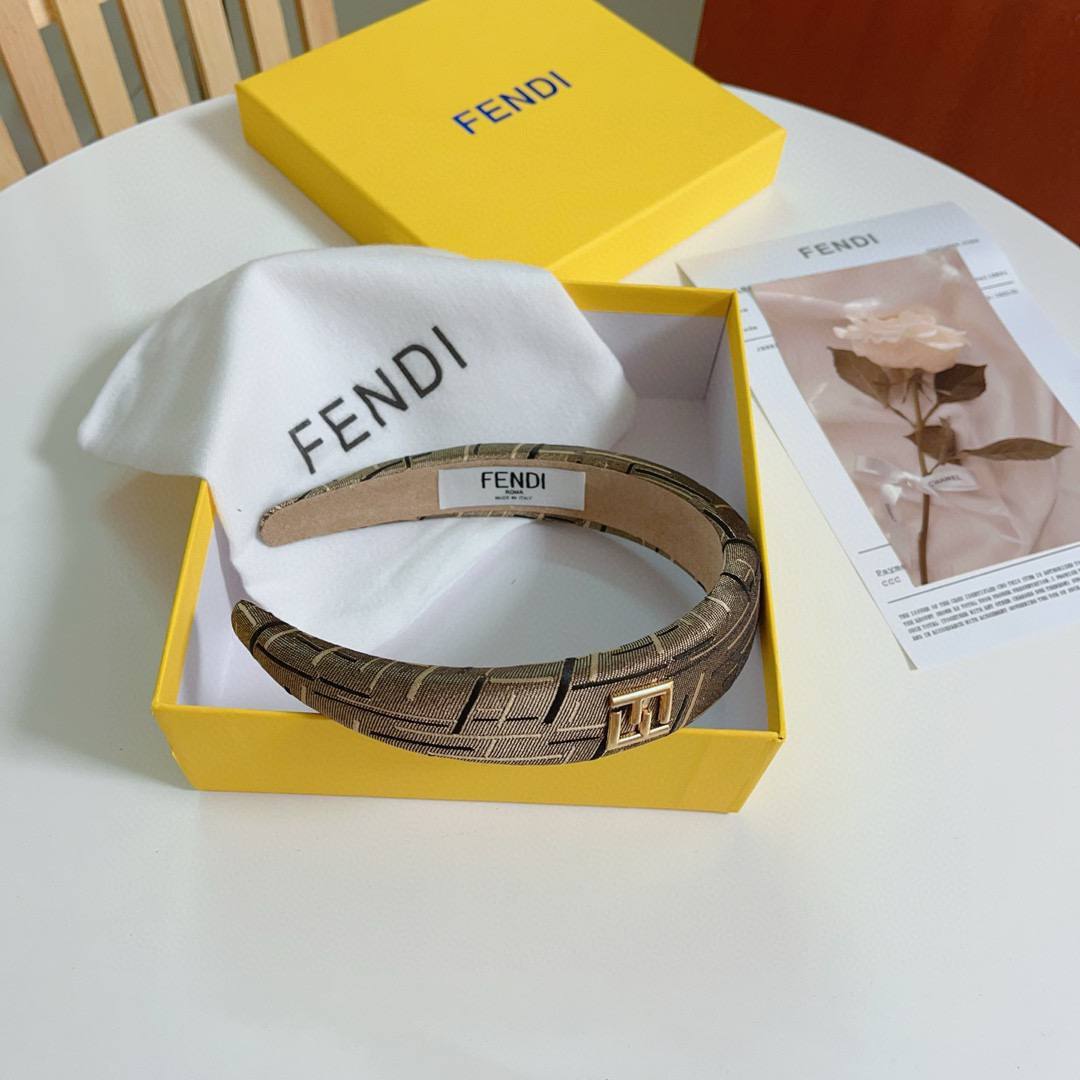 Фото Ободок Fendi S4420