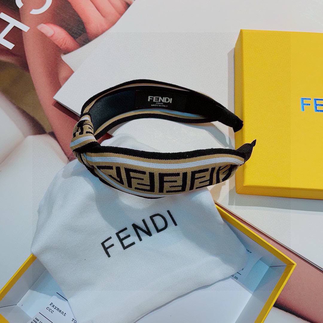 Фото Ободок Fendi S4421