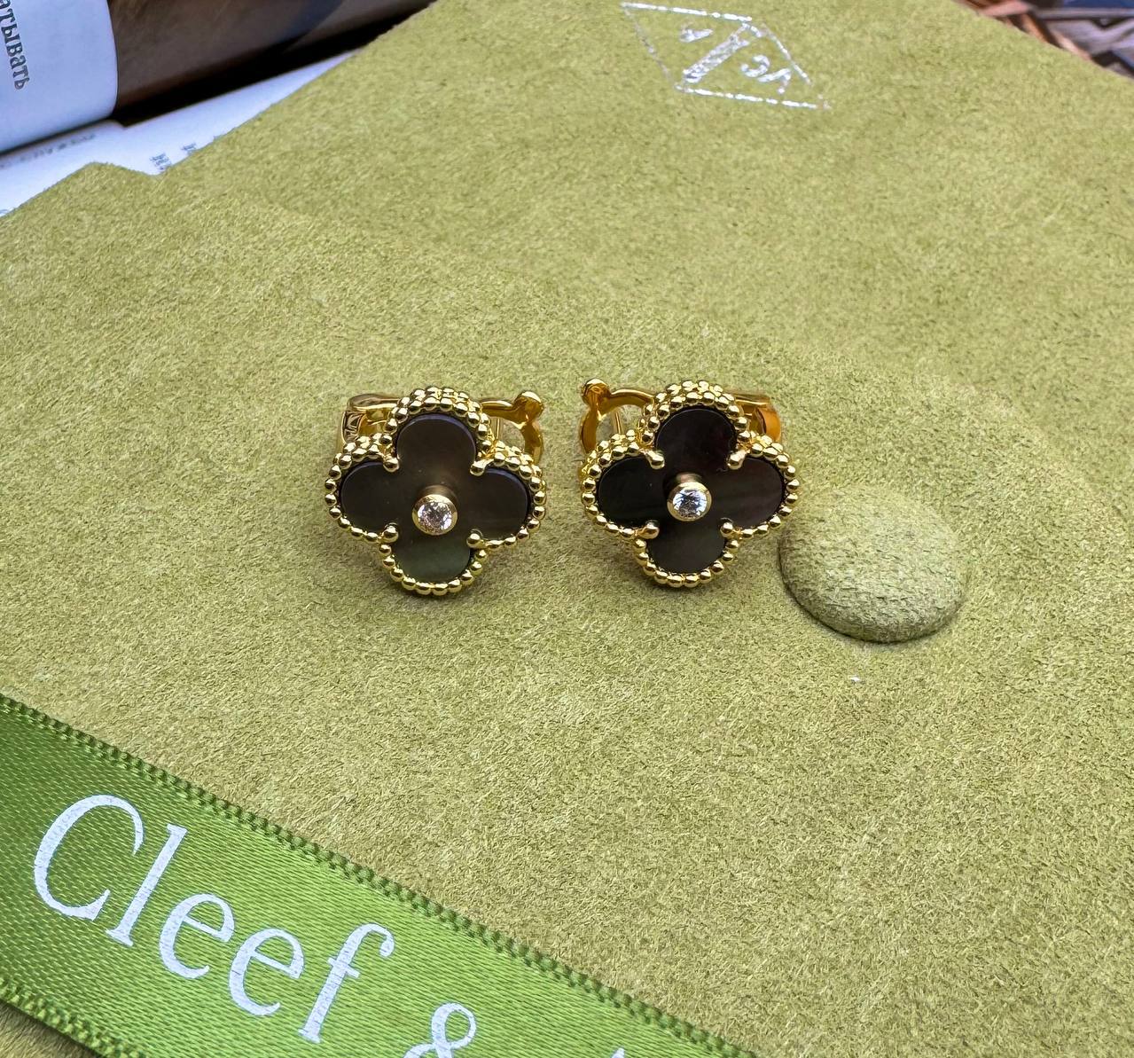 Фото Серьги Van Cleef & Arpels Vintage Alhambra S4439