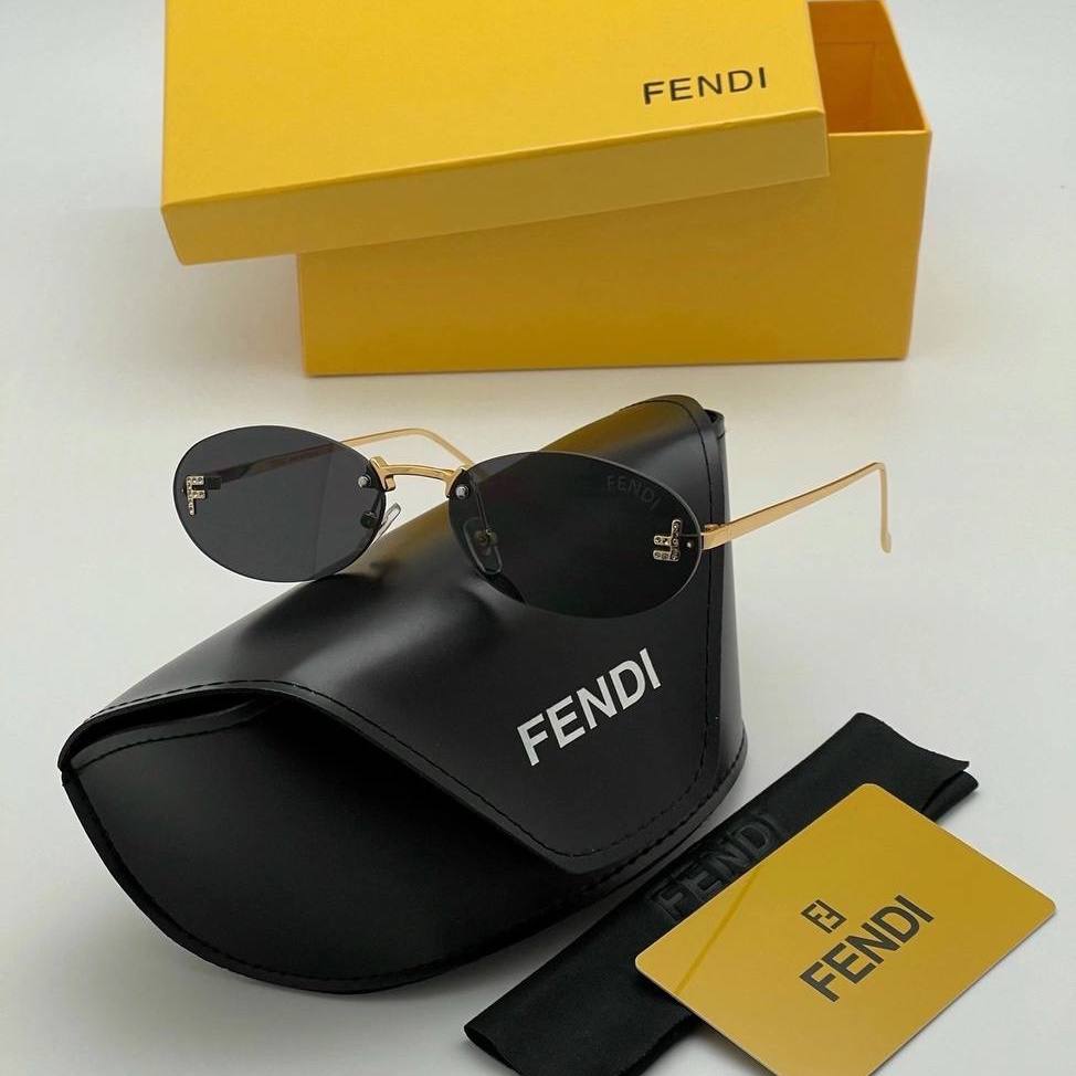 Фото Очки Fendi First Crystal S4494