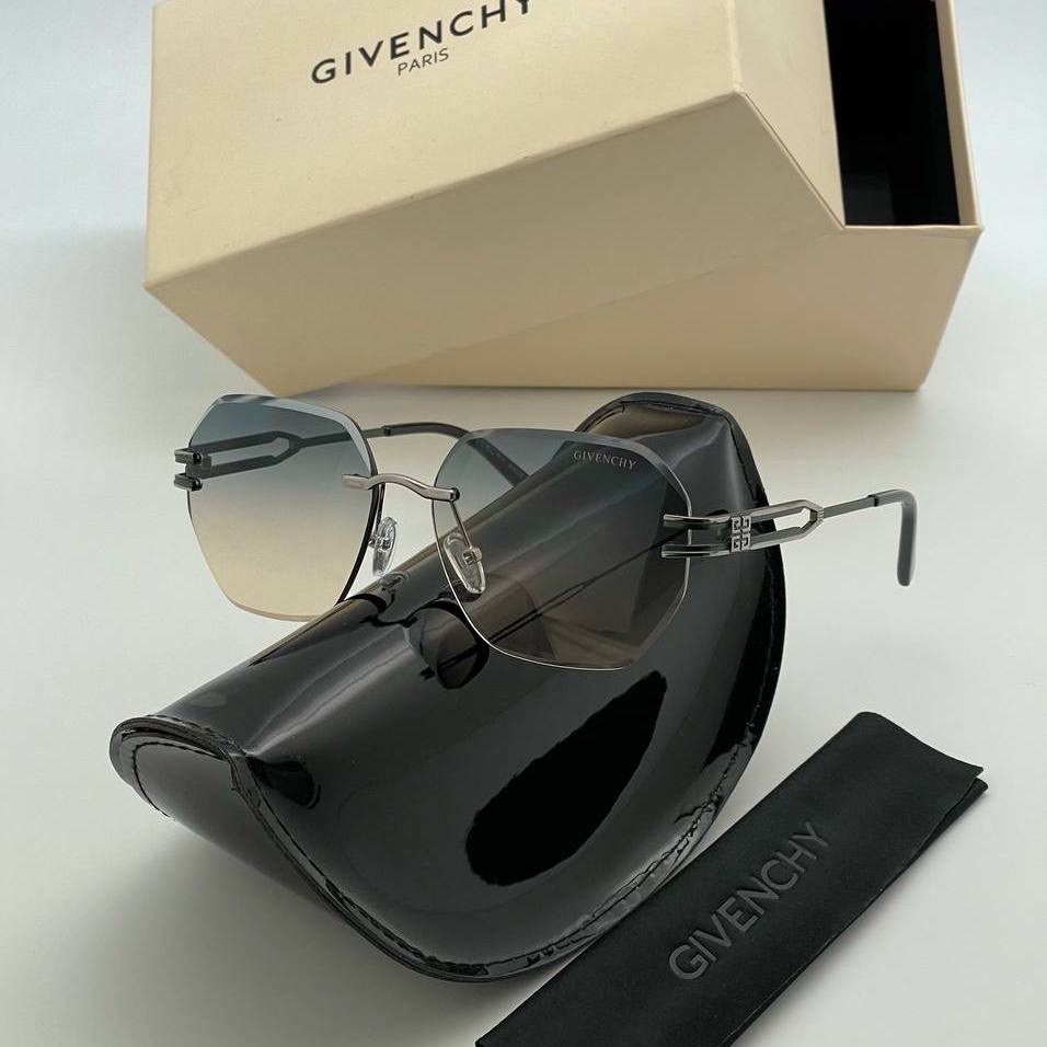 Фото Очки Givenchy M2755