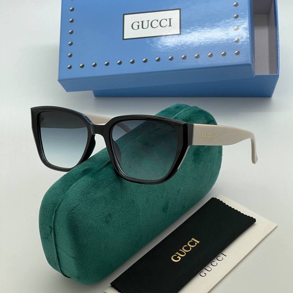 Фото Очки Gucci M2772