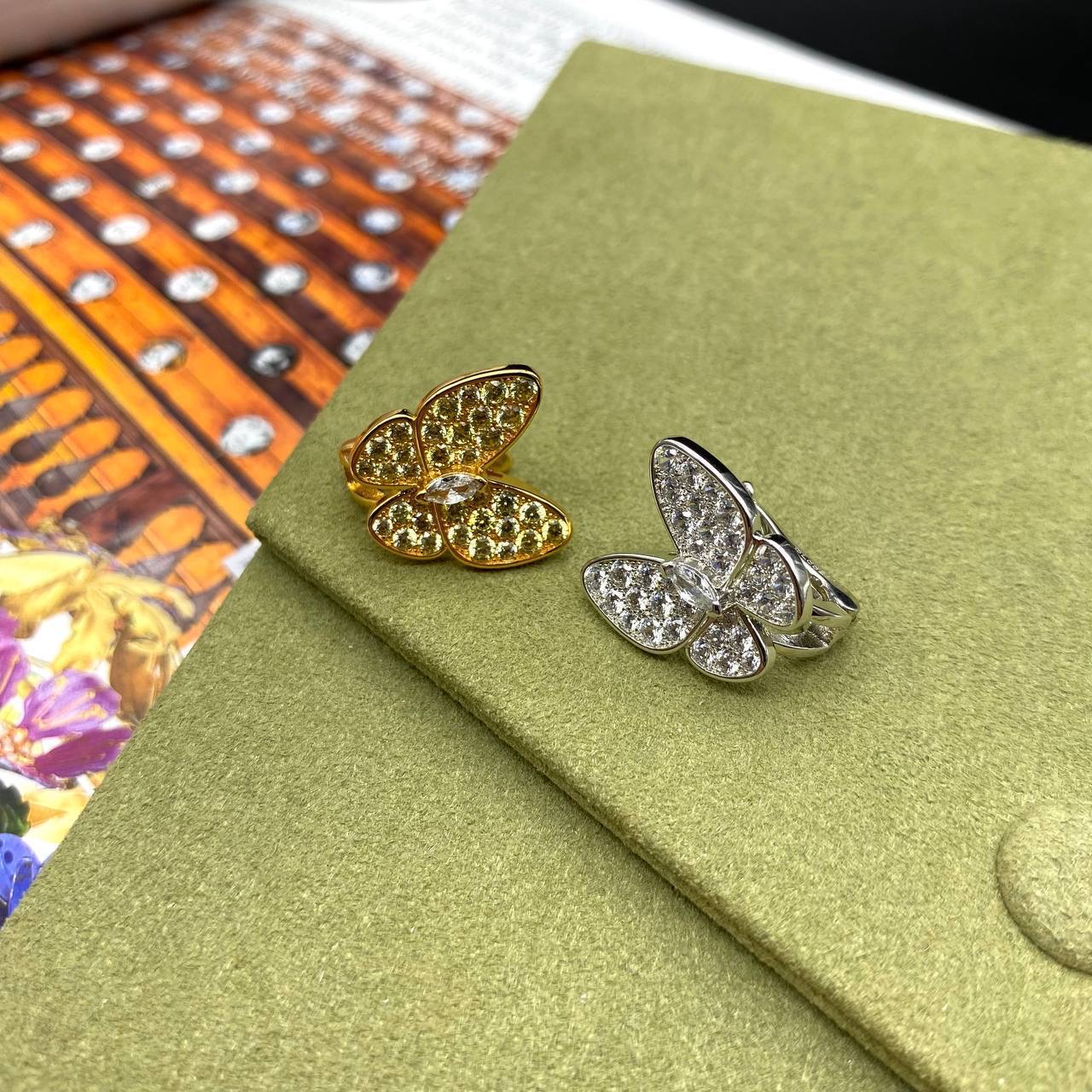 Фото Серьги Van Cleef & Arpels Two Butterfly B3706