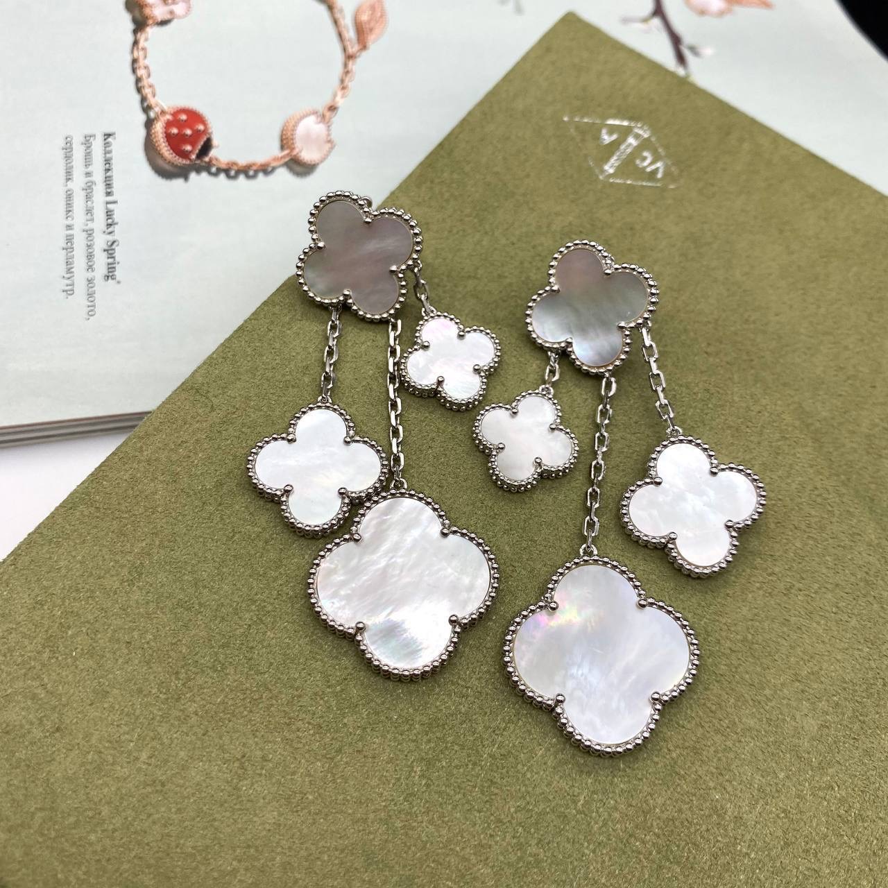 Фото Серьги Van Cleef & Arpels M2570