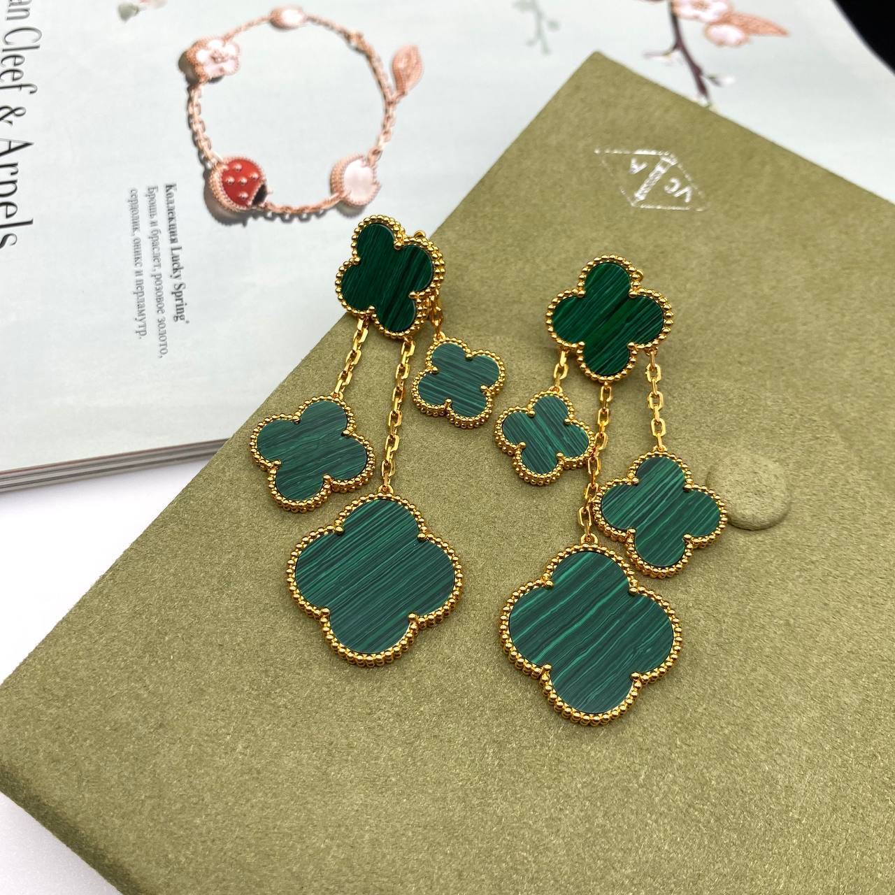 Фото Серьги Van Cleef & Arpels M2574