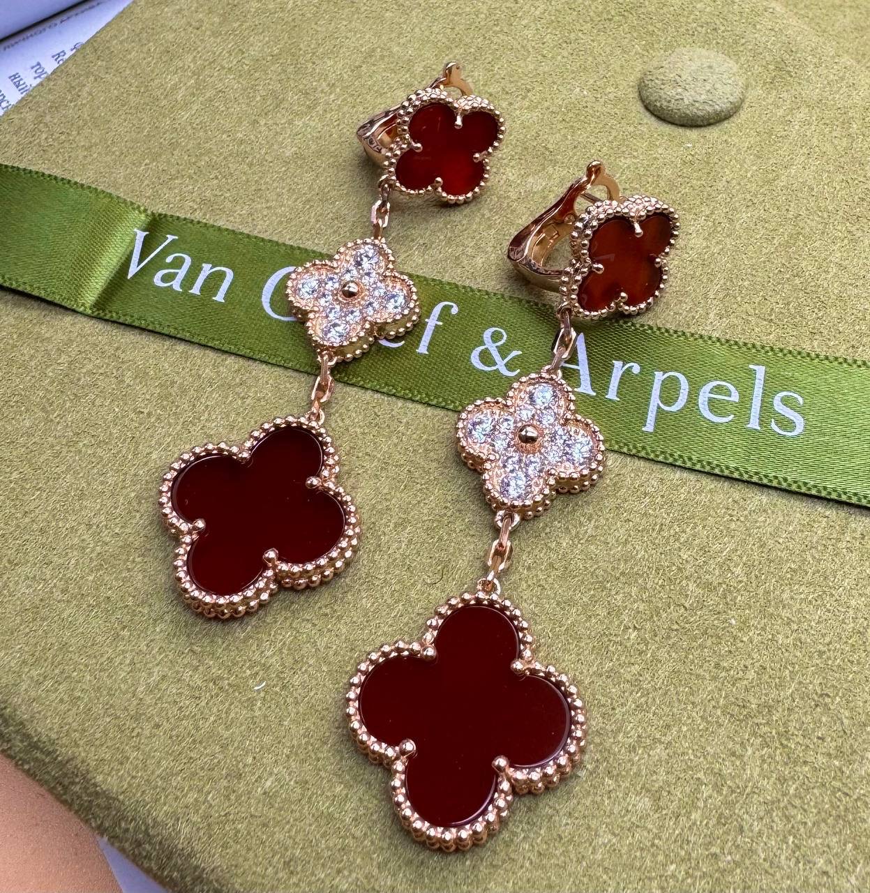 Фото Серьги Van Cleef & Arpels M2583