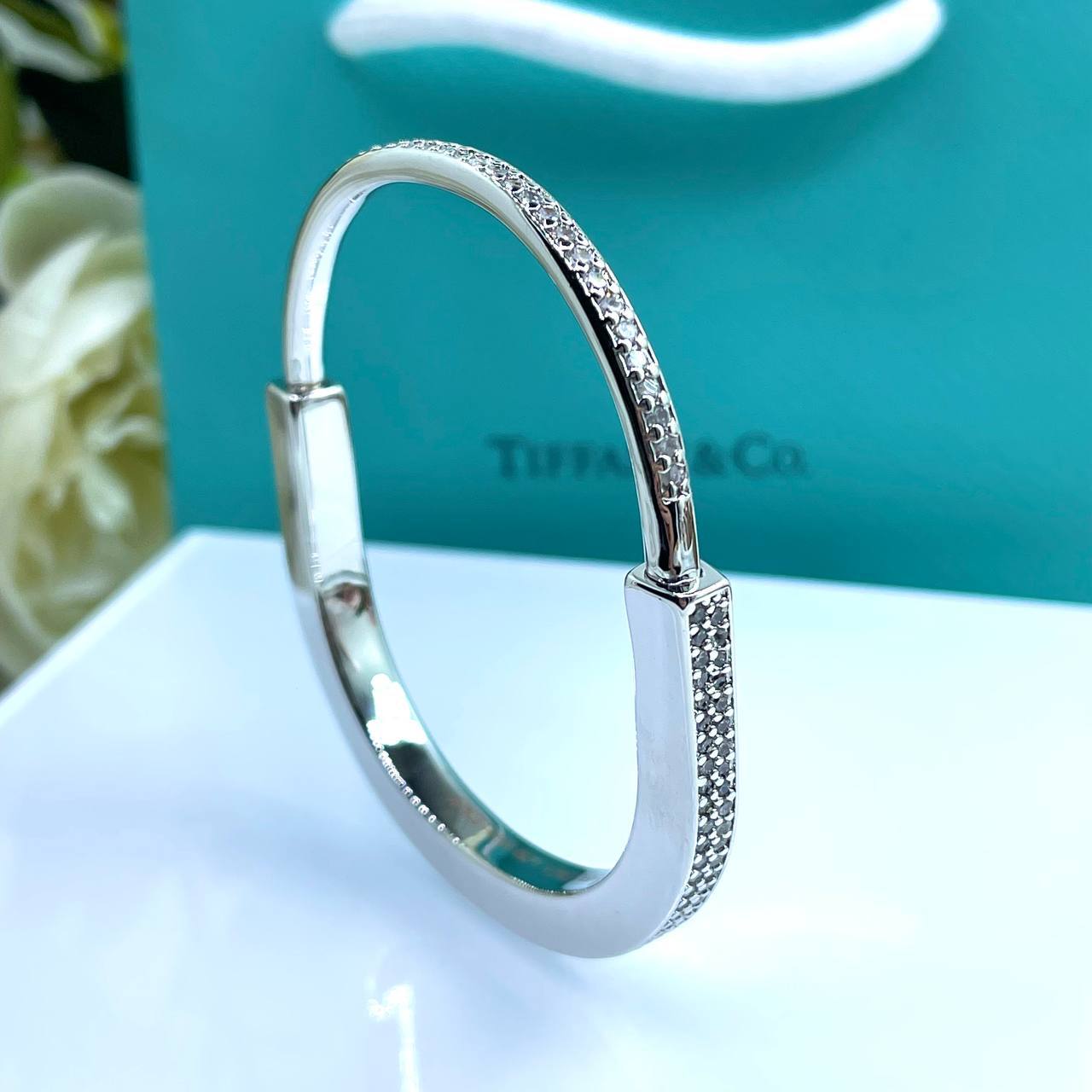 Фото Браслет Tiffany & Co Lock S4573