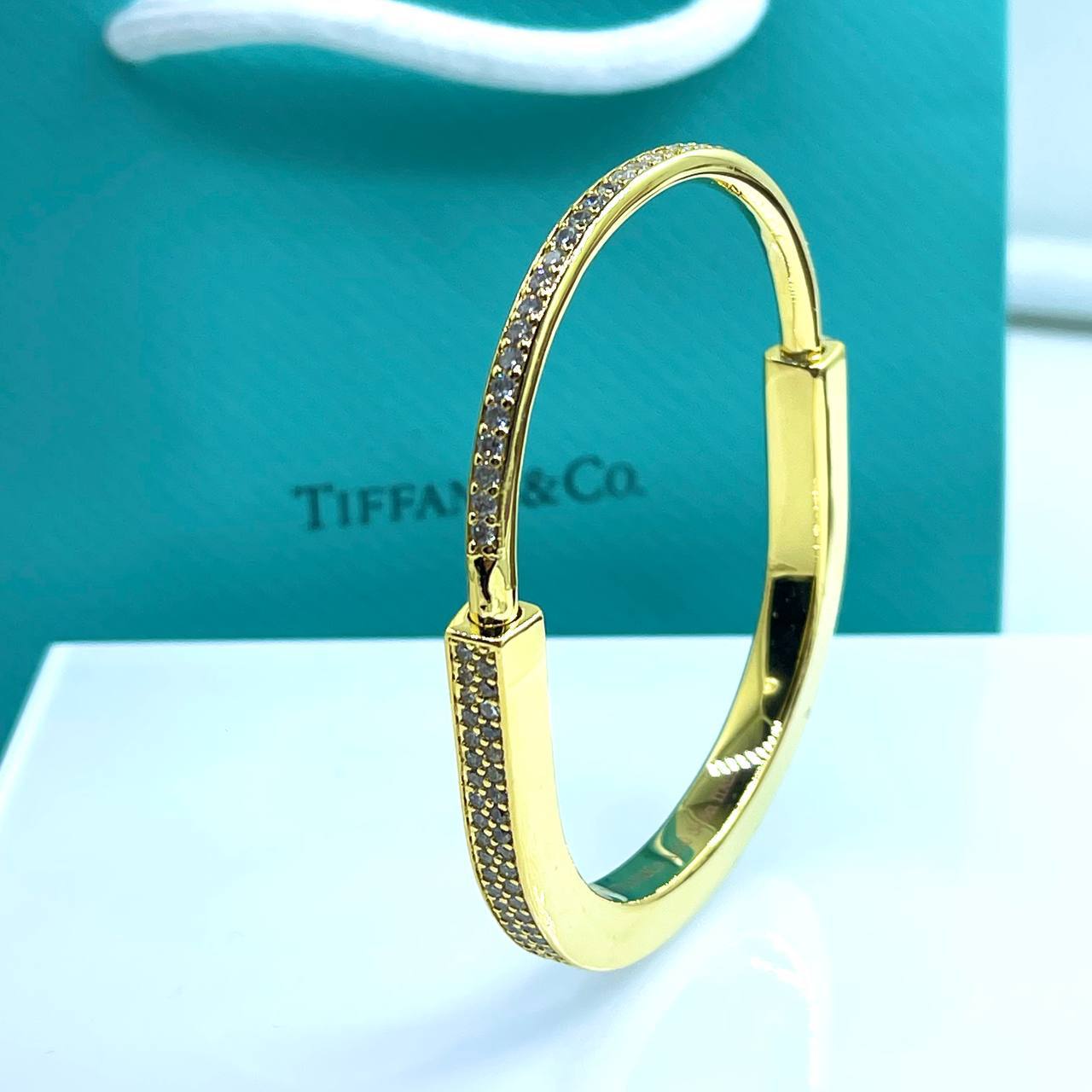 Фото Браслет Tiffany & Co Lock S4574