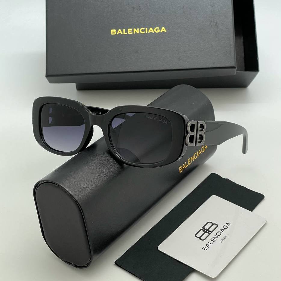 Очки Balenciaga S4727