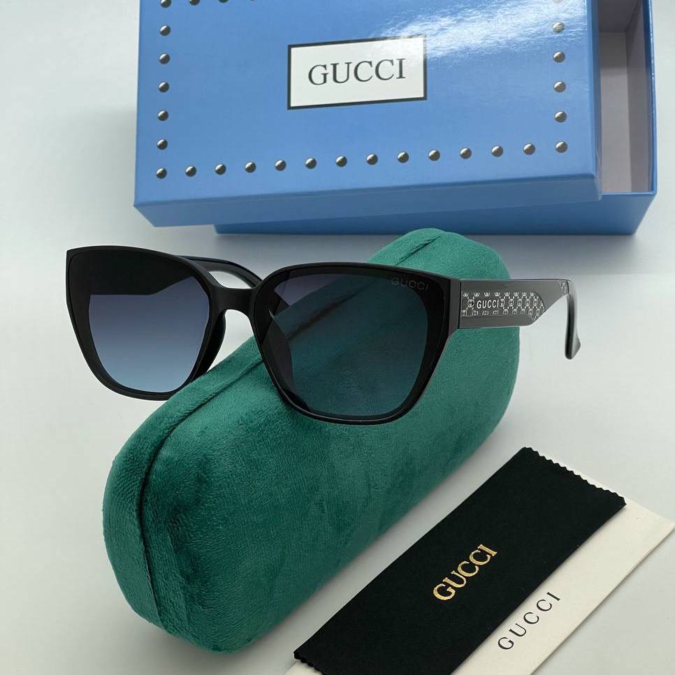 Фото Очки Gucci S4748