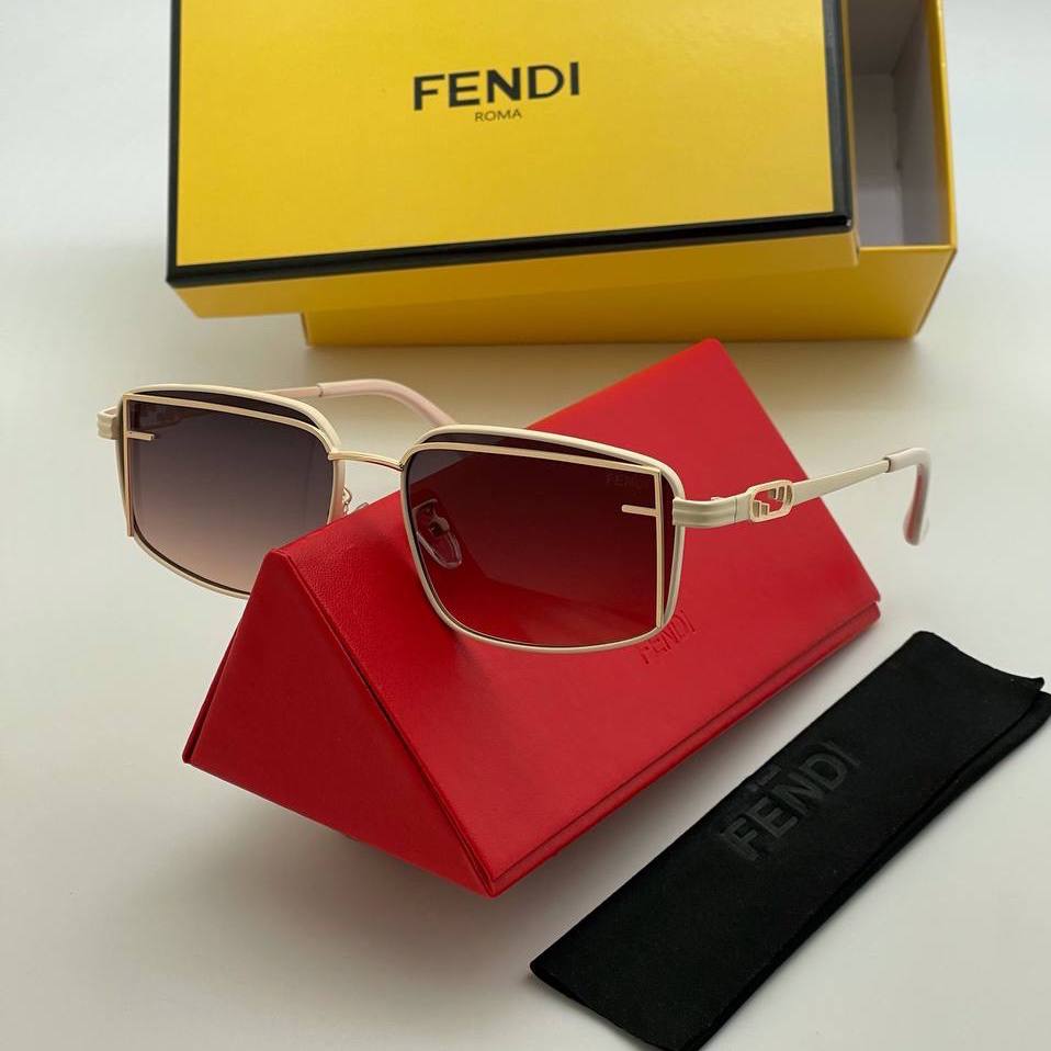 Фото Очки Fendi S4764