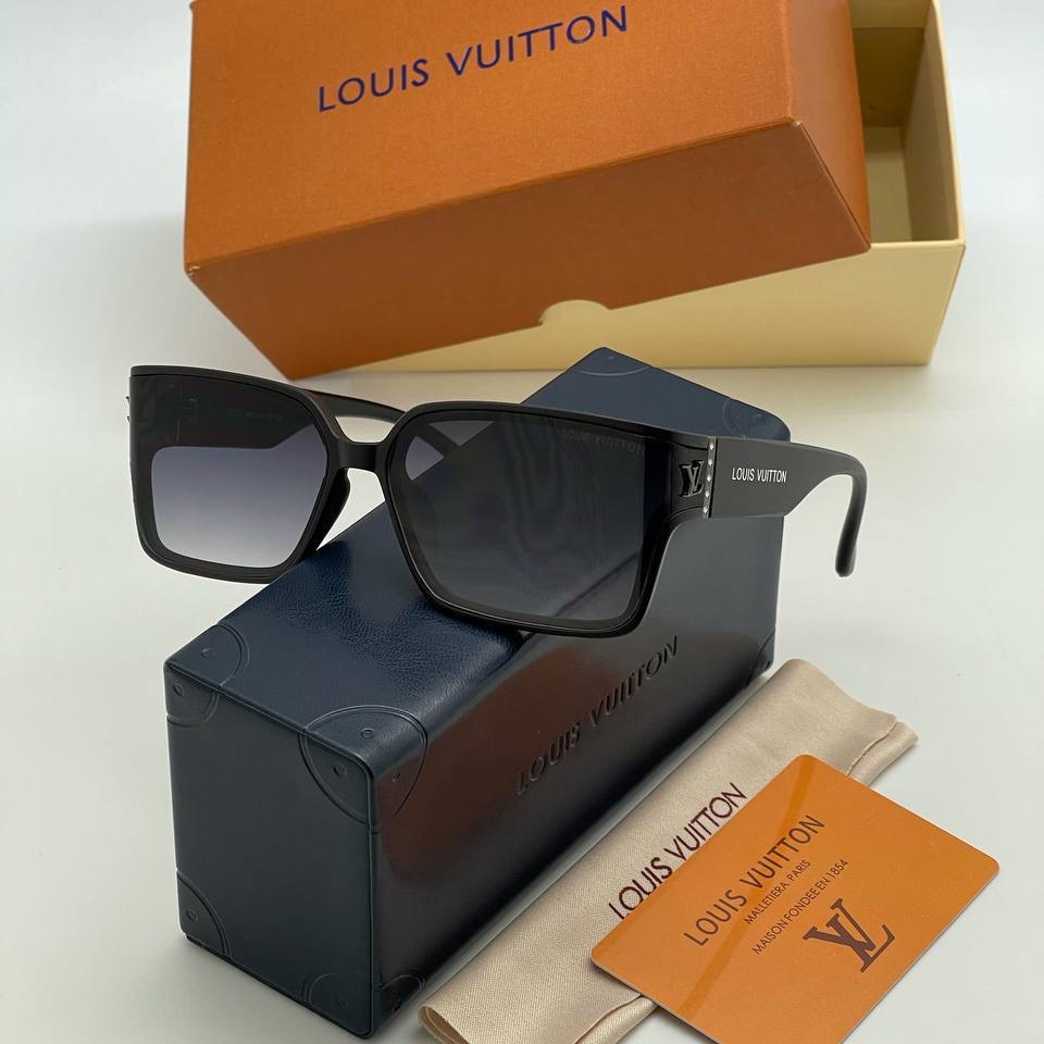 Фото Очки Louis Vuitton B3984