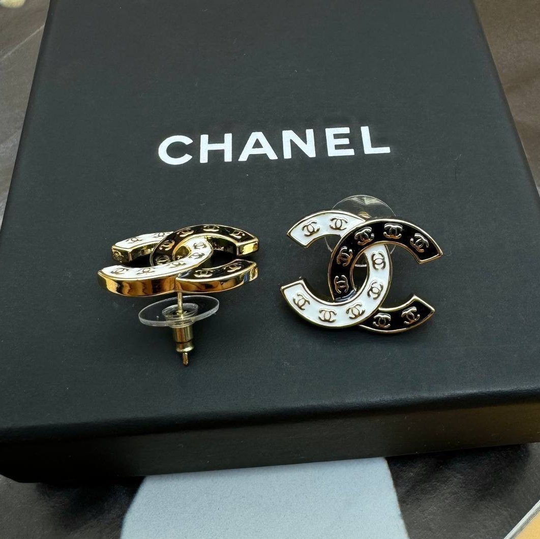 Фото Серьги Chanel B3750