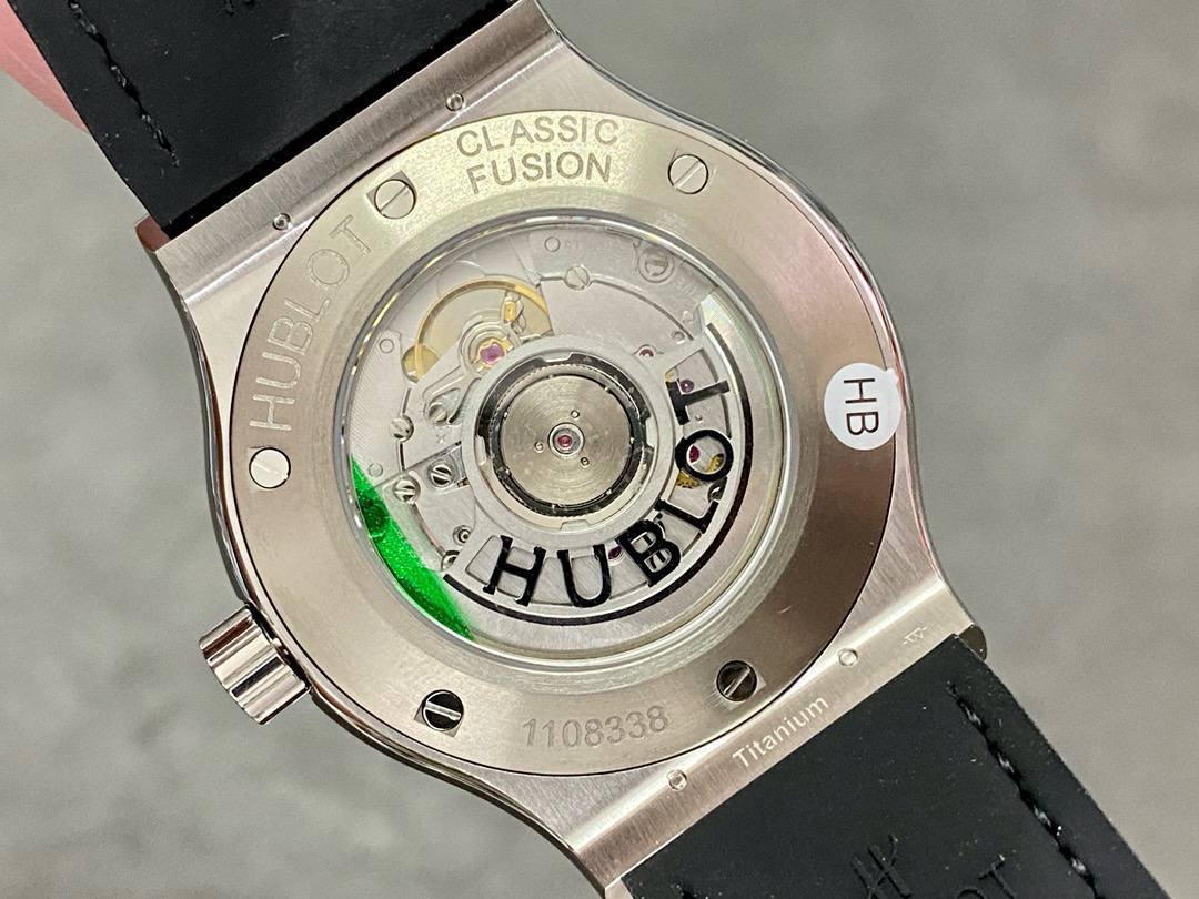 Фото Часы Hublot Classic Fusion S5326