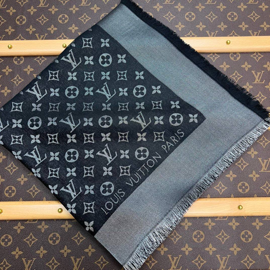 Фото Шаль Louis Vuitton So Shine Monogram B4019