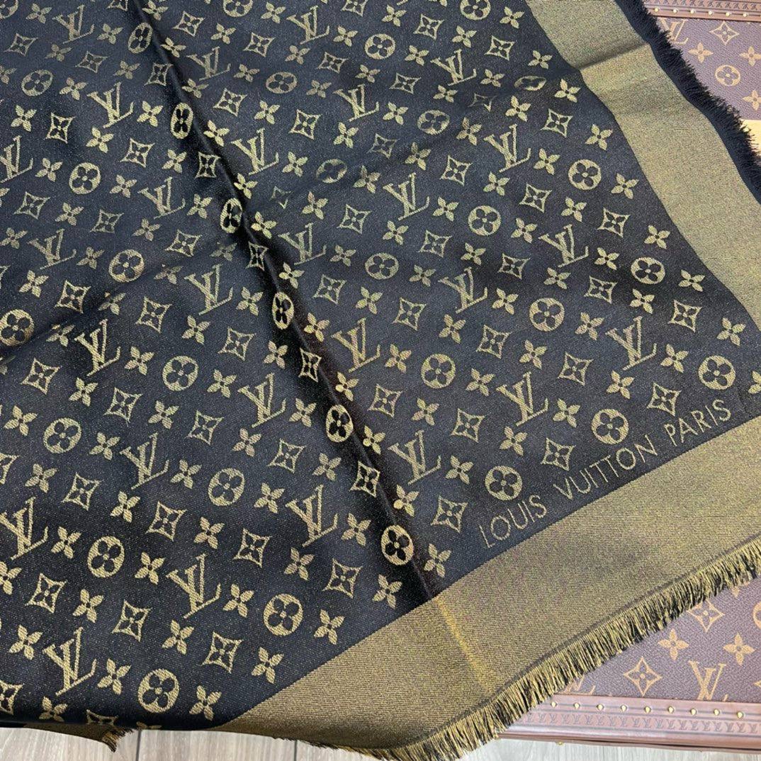 Фото Шаль Louis Vuitton So Shine Monogram B4021