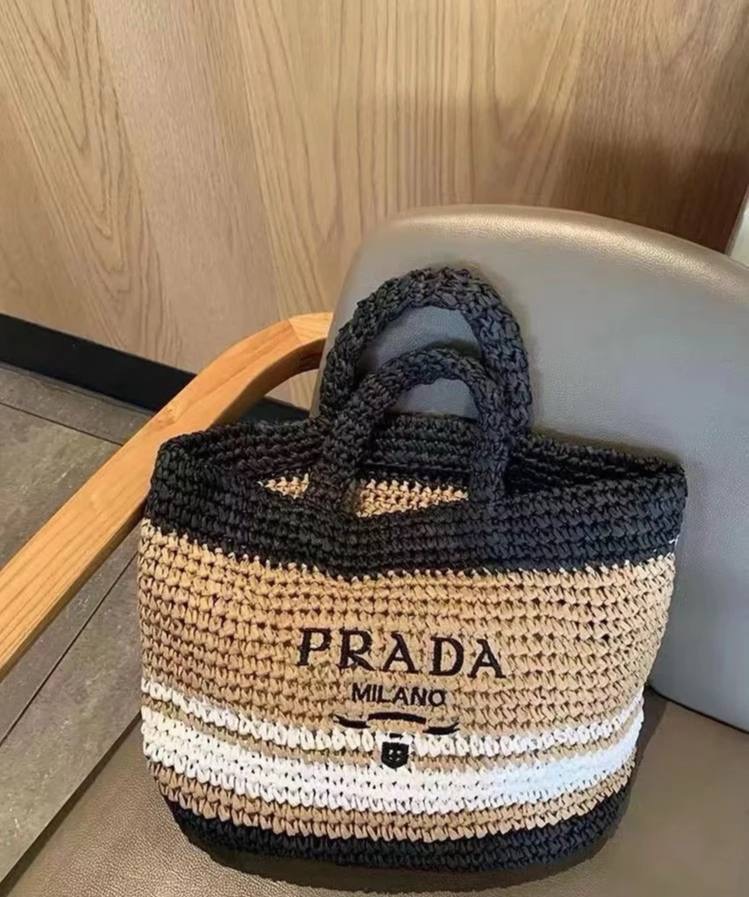 Фото Сумка Prada B4042